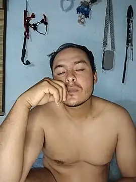Snapshot of piton77 chatting on August 8, 2026, 8:38 am piton77 online show from August 8, 2026, 8:38 am