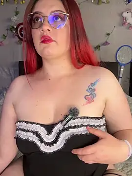 Snapshot of NinaGauther chatting on May 25, 2026, 2:45 pm NinaGauther online show from May 25, 2026, 2:45 pm