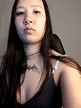 Japabaixinha online show from January 19, 2025, 5:05 am