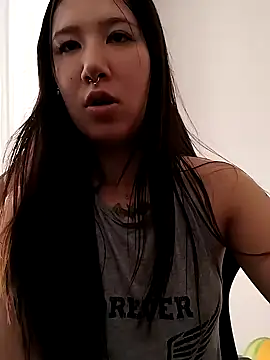 Japabaixinha online show from February 10, 2025, 5:52 pm