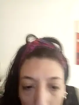 Snapshot of gala2 chatting on February 4, 2025, 11:16 pm gala2 online show from February 4, 2025, 11:16 pm