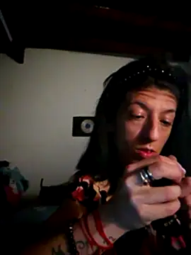 Snapshot of gala2 chatting on October 17, 2025, 9:45 am gala2 online show from October 17, 2025, 9:45 am