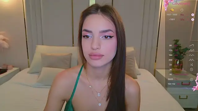 BellaHalles online show from November 13, 2025, 8:13 am