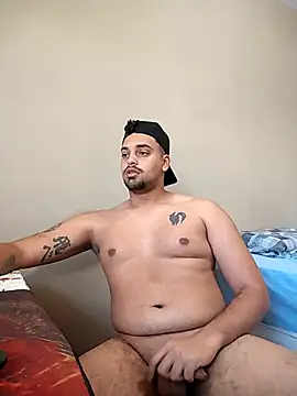 Snapshot of Xcumshot33 chatting on September 16, 2025, 12:06 pm Xcumshot33 online show from September 16, 2025, 12:06 pm