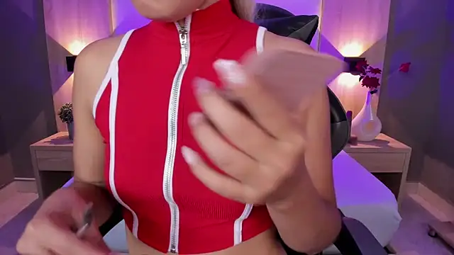 Snapshot of bella1207 chatting on November 5, 2025, 7:14 pm bella1207 online show from November 5, 2025, 7:14 pm