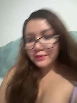 Snapshot of solecito_22 chatting on February 1, 2025, 2:47 am solecito 22 online show from February 1, 2025, 2:47 am