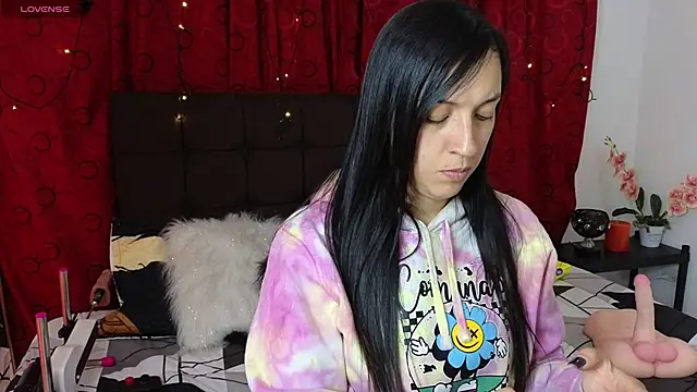 Snapshot of Majuu__ chatting on September 9, 2025, 6:40 pm Majuu online show from September 9, 2025, 6:40 pm