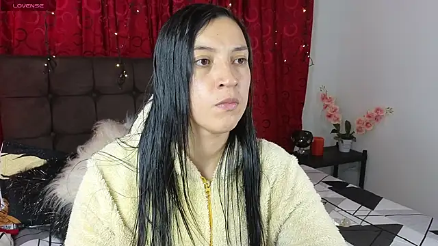 Snapshot of Majuu__ chatting on September 18, 2025, 6:21 pm Majuu online show from September 18, 2025, 6:21 pm