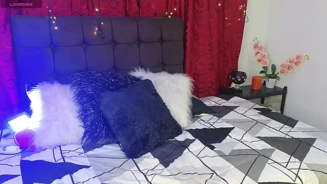 Snapshot of Majuu__ chatting on October 10, 2025, 12:04 pm Majuu online show from October 10, 2025, 12:04 pm