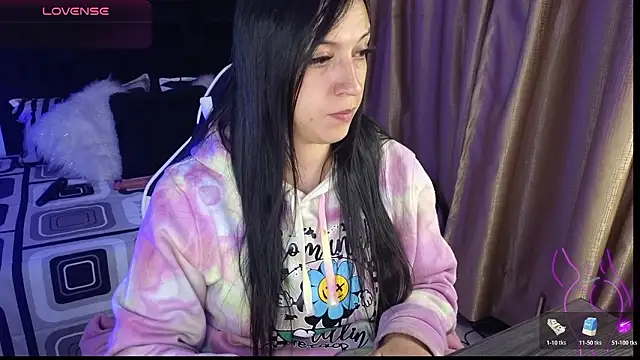 Snapshot of Majuu__ chatting on February 12, 2026, 11:49 am Majuu online show from February 12, 2026, 11:49 am