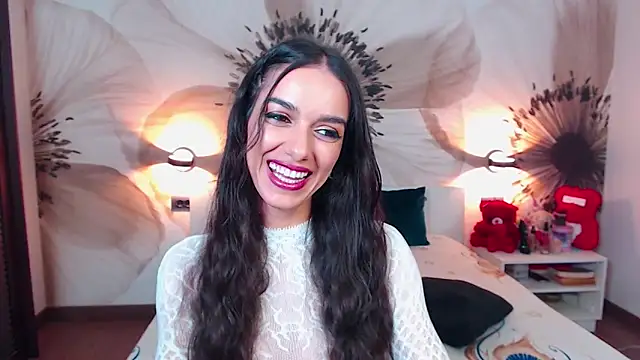 KatherineBisou online show from September 13, 2025, 3:56 pm