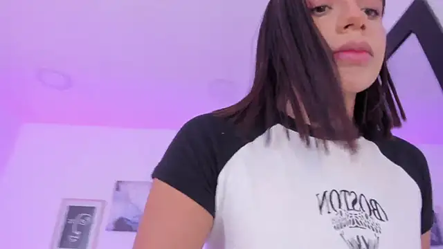 emelie 89 online show from March 1, 2025, 3:49 pm