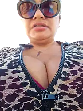 Snapshot of Afroditecash chatting on May 20, 2026, 2:56 pm Afroditecash online show from May 20, 2026, 2:56 pm