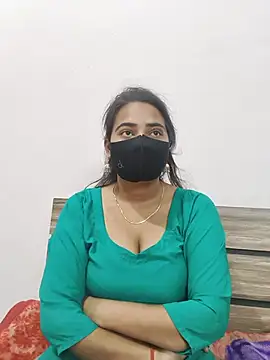 wildbabes online show from July 7, 2026, 5:17 pm