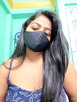 Snapshot of Monalisa_Singh chatting on May 6, 2026, 6:46 pm Monalisa Singh online show from May 6, 2026, 6:46 pm
