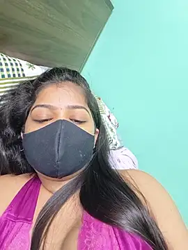 Snapshot of Monalisa_Singh chatting on June 13, 2026, 7:23 pm Monalisa Singh online show from June 13, 2026, 7:23 pm