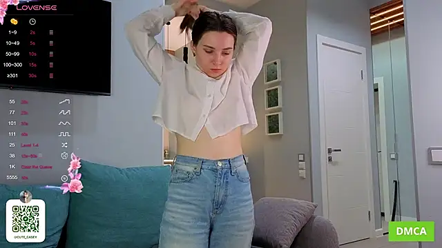 Snapshot of DonnaBurkee chatting on October 16, 2025, 4:57 am DonnaBurkee online show from October 16, 2025, 4:57 am