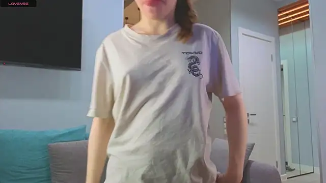 Snapshot of DonnaBurkee chatting on October 29, 2025, 4:37 am DonnaBurkee online show from October 29, 2025, 4:37 am