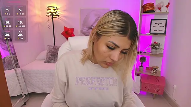 SALOOMEE   online show from March 4, 2025, 12:01 pm