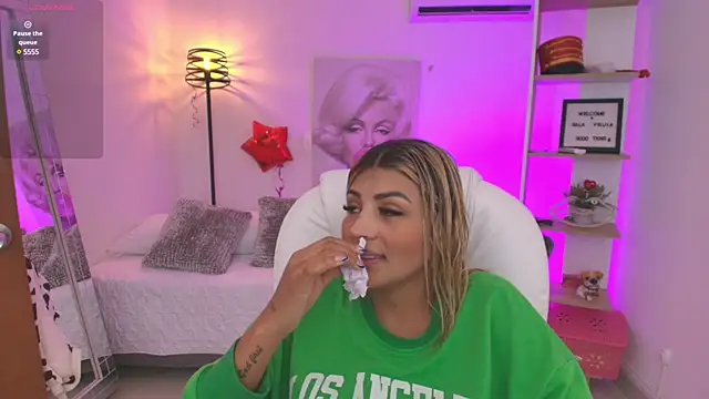 SALOOMEE   online show from March 10, 2025, 11:10 am