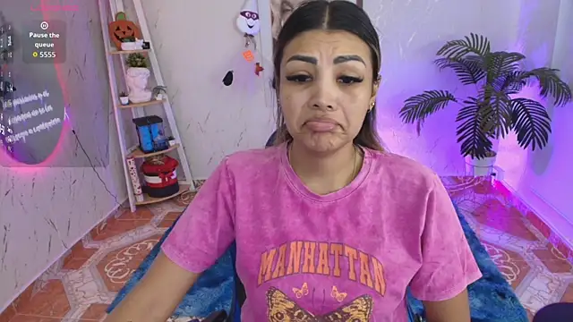 SALOOMEE   online show from February 22, 2026, 2:26 pm