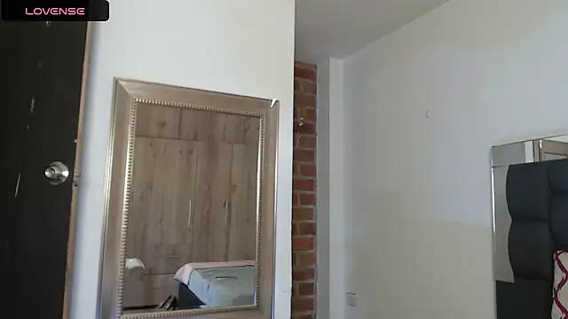 Snapshot of arenita__stone chatting on March 15, 2025, 10:55 pm arenita stone online show from March 15, 2025, 10:55 pm