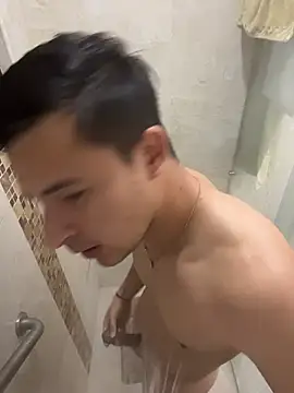 Snapshot of Nicolds14 chatting on November 24, 2025, 11:37 pm Nicolds14 online show from November 24, 2025, 11:37 pm