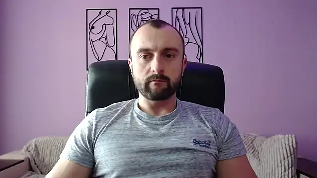 brindlefly6969 online show from February 10, 2025, 11:25 am