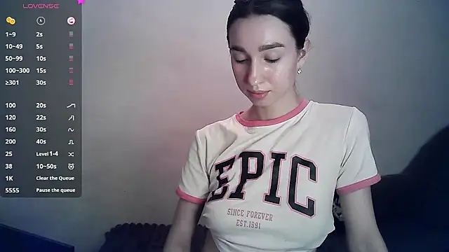 ElizaSwon online show from February 8, 2025, 5:08 pm