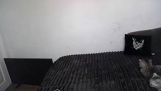 ElizaSwon online show from September 12, 2025, 1:44 pm