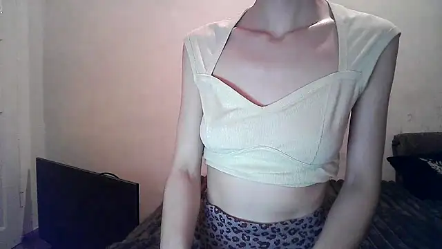 ElizaSwon online show from October 14, 2025, 4:08 pm