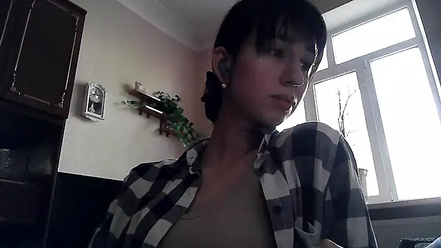 ElizaSwon online show from May 8, 2026, 3:28 pm