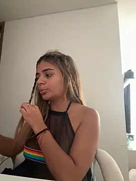 Snapshot of pamell_col chatting on October 1, 2025, 4:02 pm pamell col online show from October 1, 2025, 4:02 pm