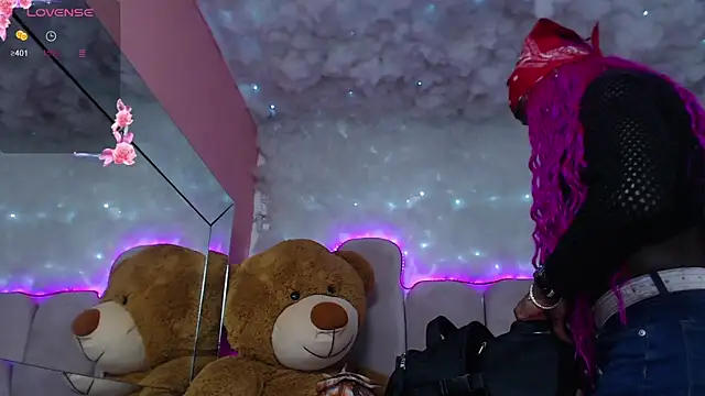 puca ebony online show from March 7, 2025, 7:38 pm