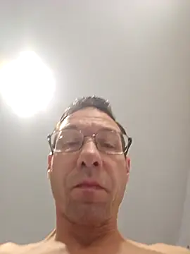 Snapshot of Iliketocooksquirt25 chatting on November 28, 2025, 11:46 am Iliketocooksquirt25 online show from November 28, 2025, 11:46 am