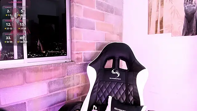 Snapshot of Im_Scarlet chatting on October 26, 2025, 11:42 pm Im Scarlet online show from October 26, 2025, 11:42 pm