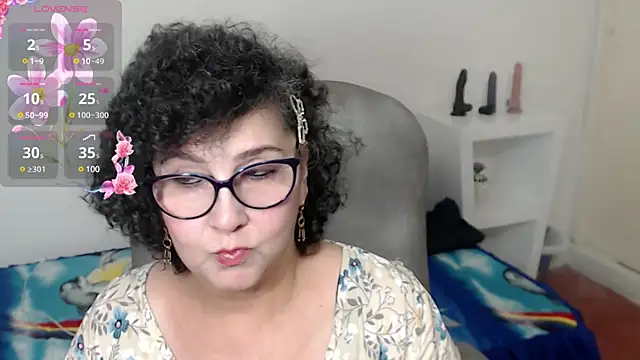 Snapshot of cataleya_mom chatting on February 13, 2025, 12:57 am cataleya mom online show from February 13, 2025, 12:57 am