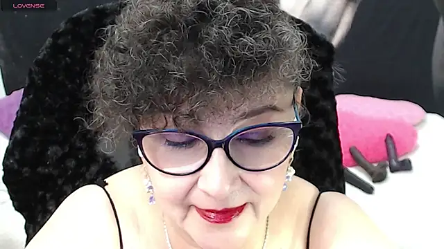 Snapshot of cataleya_mom chatting on March 3, 2025, 7:32 am cataleya mom online show from March 3, 2025, 7:32 am