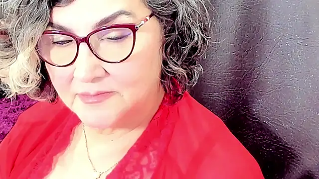 Snapshot of cataleya_mom chatting on May 17, 2026, 1:25 am cataleya mom online show from May 17, 2026, 1:25 am