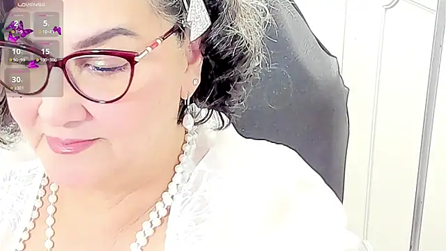 Snapshot of cataleya_mom chatting on May 30, 2026, 12:52 am cataleya mom online show from May 30, 2026, 12:52 am