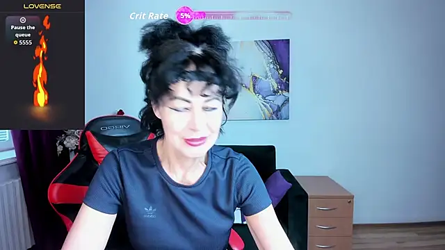 Snapshot of Silvia_Wallec chatting on June 17, 2026, 5:43 am Silvia Wallec online show from June 17, 2026, 5:43 am