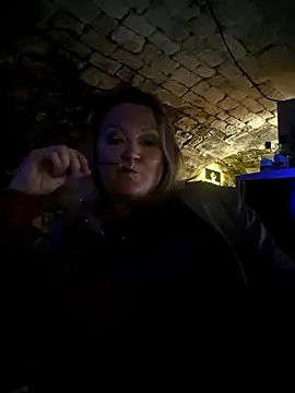 Snapshot of lady_charlyne chatting on November 7, 2025, 8:31 pm lady charlyne online show from November 7, 2025, 8:31 pm