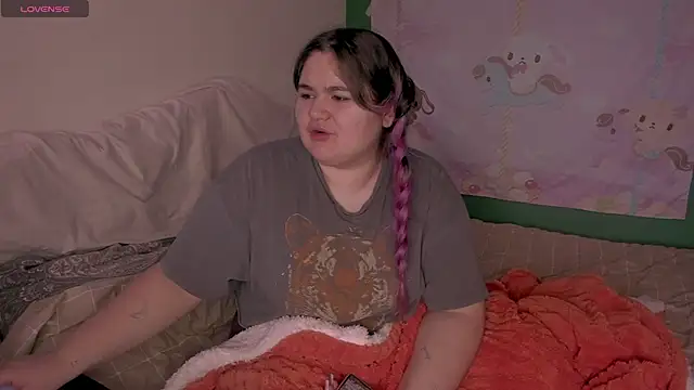 Snapshot of Freakcute_ chatting on February 11, 2025, 12:16 pm Freakcute online show from February 11, 2025, 12:16 pm