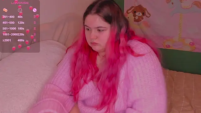 Snapshot of Freakcute_ chatting on March 5, 2025, 10:21 pm Freakcute online show from March 5, 2025, 10:21 pm