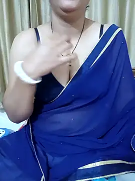 Snapshot of Priya_Boudi chatting on January 4, 2025, 7:55 pm Priya Boudi online show from January 4, 2025, 7:55 pm