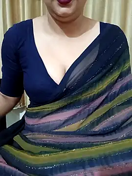 Snapshot of Priya_Boudi chatting on January 9, 2025, 3:44 pm Priya Boudi online show from January 9, 2025, 3:44 pm