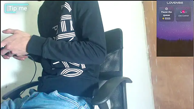 GrayHornyX online show from April 30, 2026, 12:22 pm