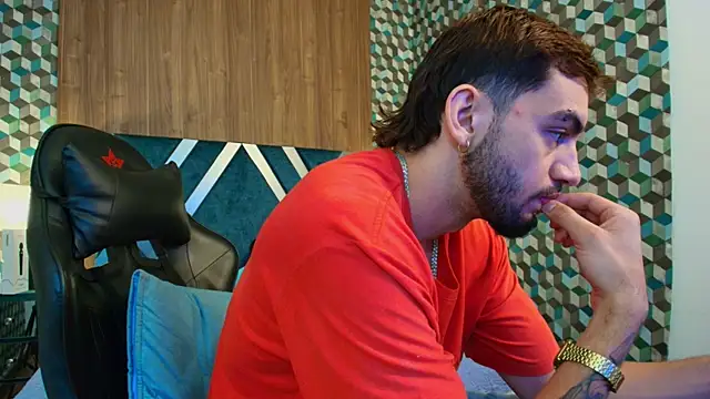 Michael magno online show from October 8, 2025, 4:59 pm