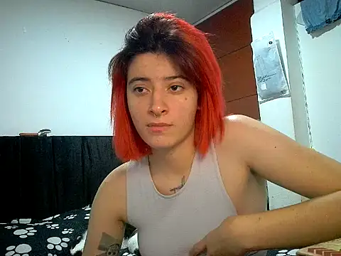 Mia foster1 online show from June 17, 2026, 5:32 am