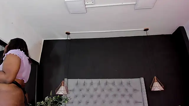 Tammy  vega  online show from January 7, 2025, 3:57 am